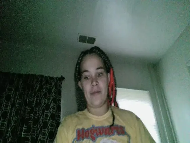 Live sex webcam photo for nikkigypsy420 #273658353