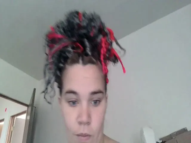 Live sex webcam photo for nikkigypsy420 #273700638