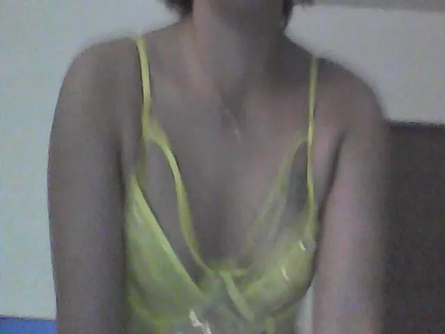 Live sex webcam photo for nikkigypsy420 #273714954