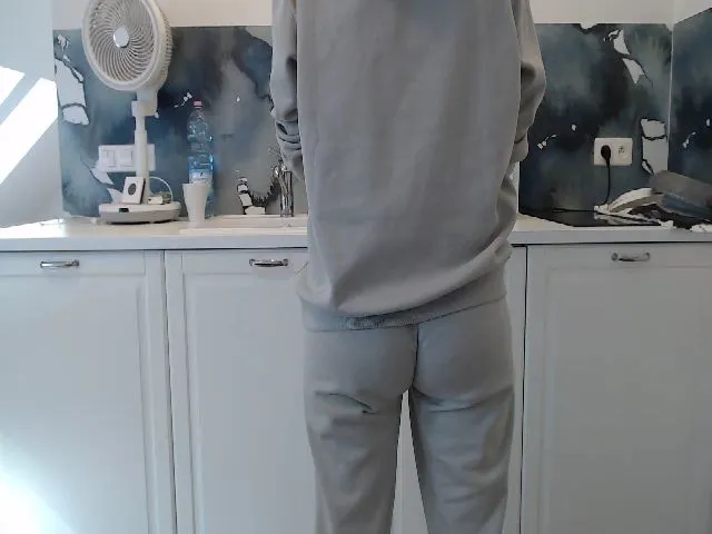 Live sex webcam photo for ocean_eyess_ #287896903