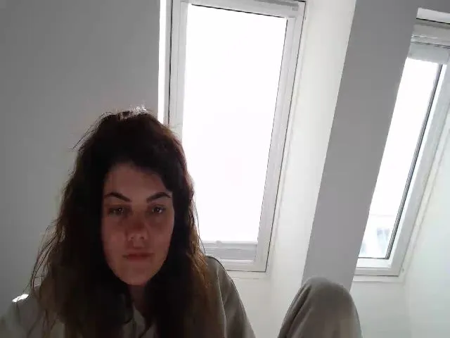 Live sex webcam photo for ocean_eyess_ #287896906