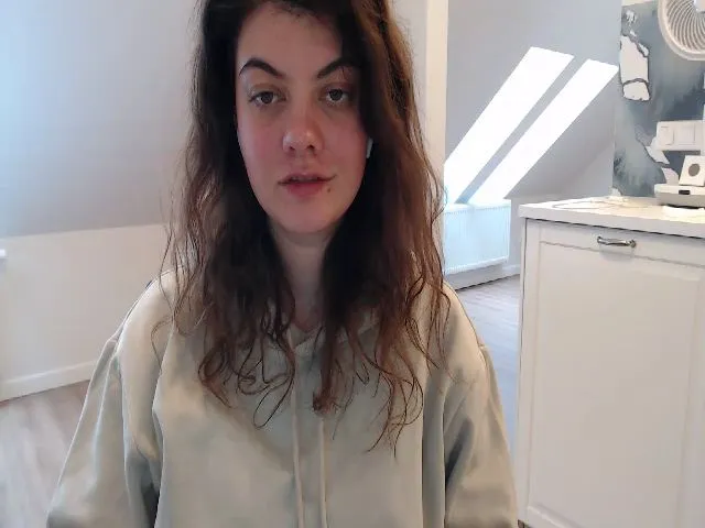 Live sex webcam photo for ocean_eyess_ #287896914