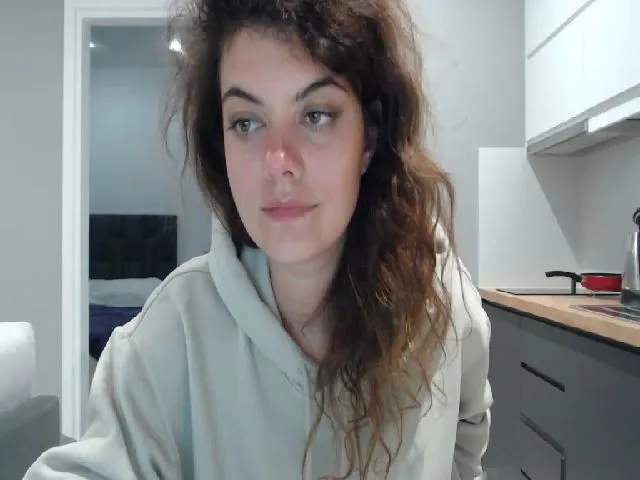 Live sex webcam photo for ocean_eyess_ #287896948