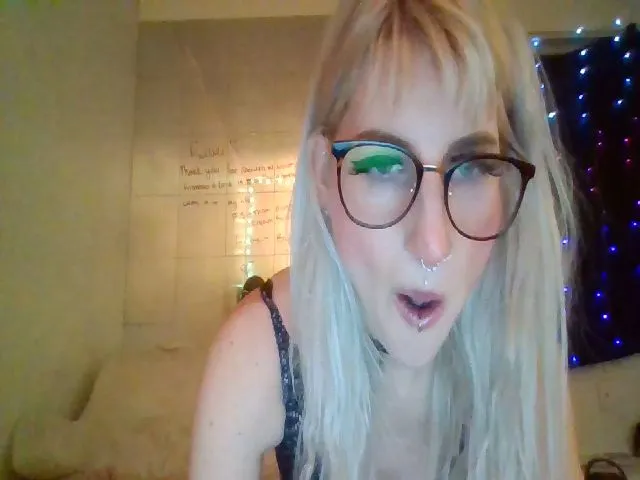 Live sex webcam photo for paloma_grey #271879046