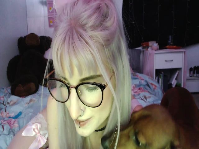 Live sex webcam photo for paloma_grey #272572118