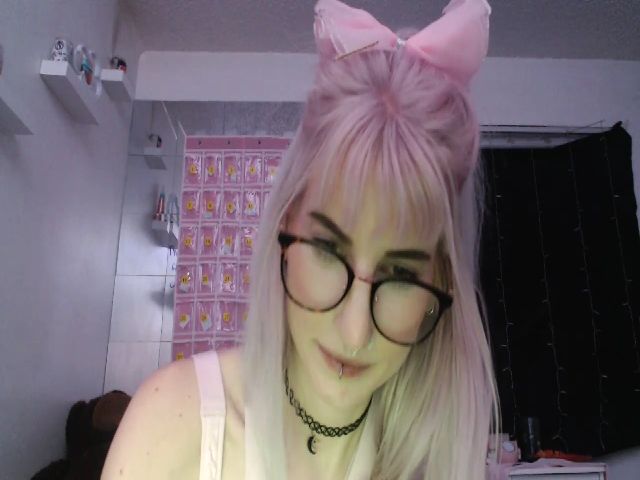 Live sex webcam photo for paloma_grey #272574040