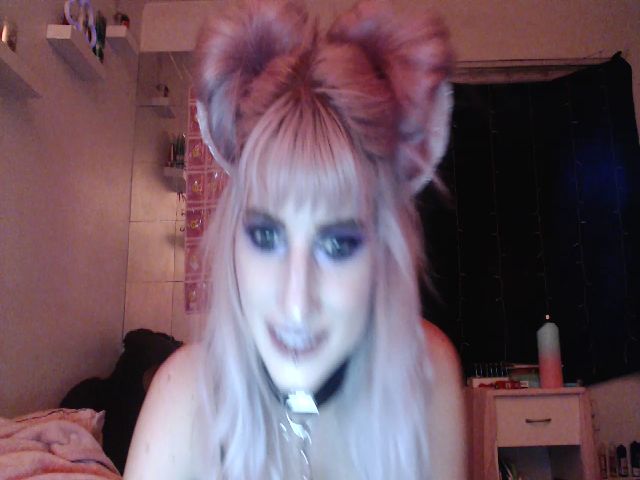 Live sex webcam photo for paloma_grey #272903436