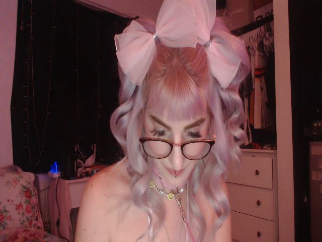 Live sex webcam photo for paloma_grey #273353681