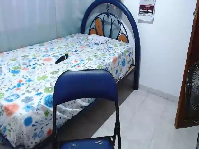 Live sex webcam photo for pamela_hot19 #272495304