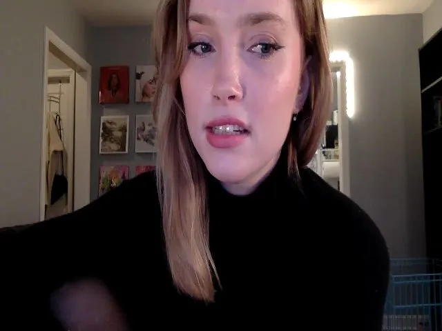 Live sex webcam photo for petal_ #271843046