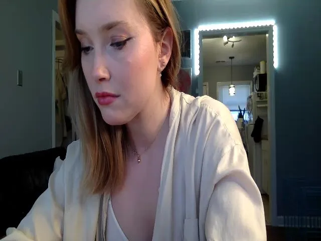 Live sex webcam photo for petal_ #271885440