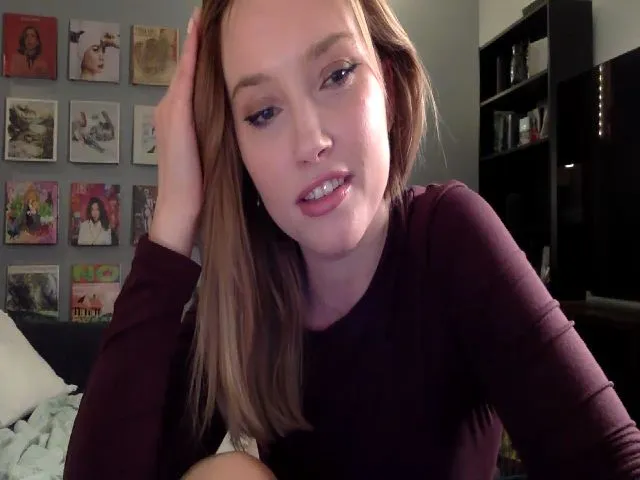 Live sex webcam photo for petal_ #271938145