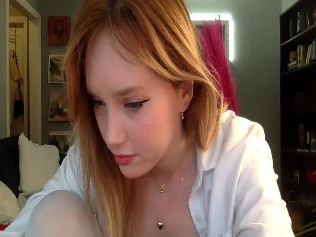 Live sex webcam photo for petal_ #272084226