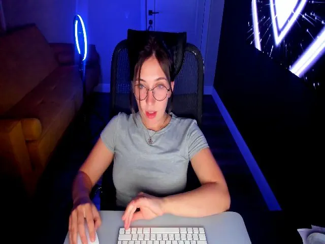 Live sex webcam photo for pissaaaa #274377921