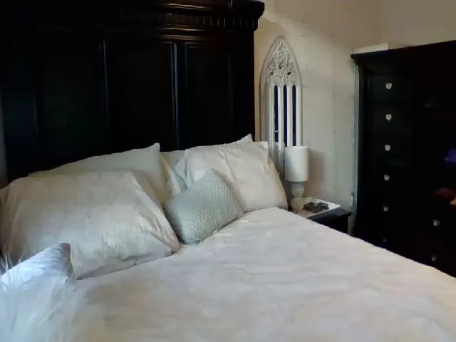 Live sex webcam photo for pixiephoria #272259804