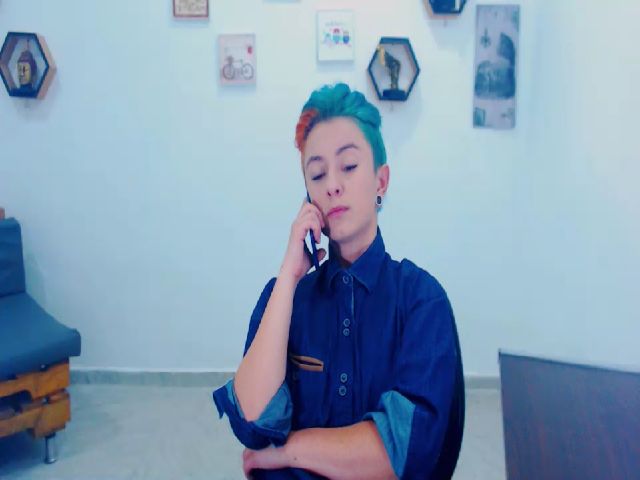 Live sex webcam photo for poison_blue #271966948