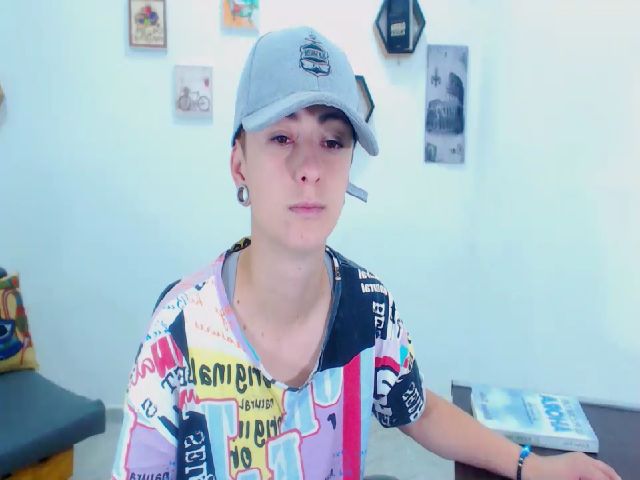 Live sex webcam photo for poison_blue #272009011