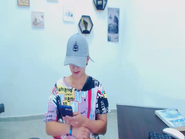 Live sex webcam photo for poison_blue #272012220