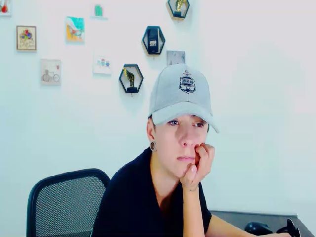 Live sex webcam photo for poison_blue #272135040