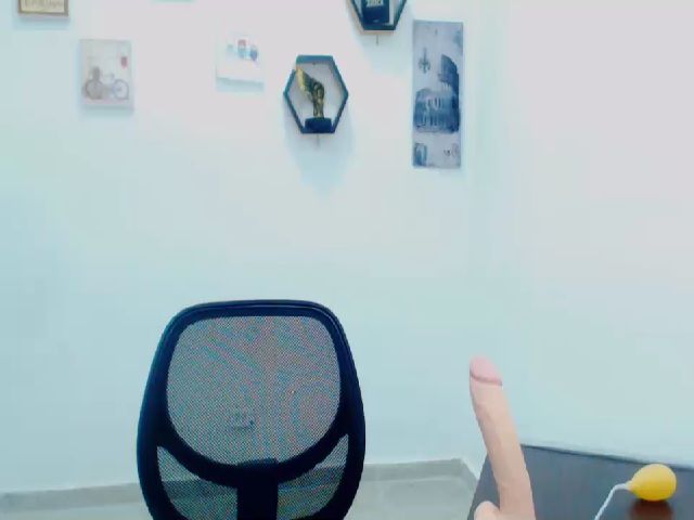 Live sex webcam photo for poison_blue #272320898