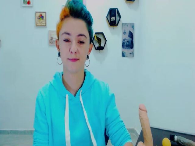 Live sex webcam photo for poison_blue #272345225