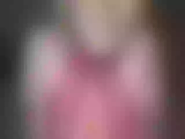 Live sex webcam photo for poppipaige #274500581