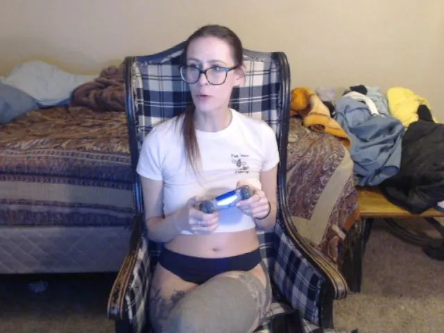 Live sex webcam photo for profmistress #273019321