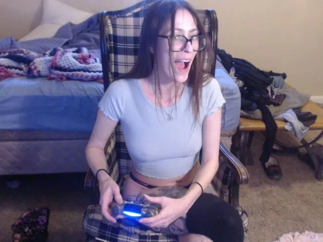 Live sex webcam photo for profmistress #273037938