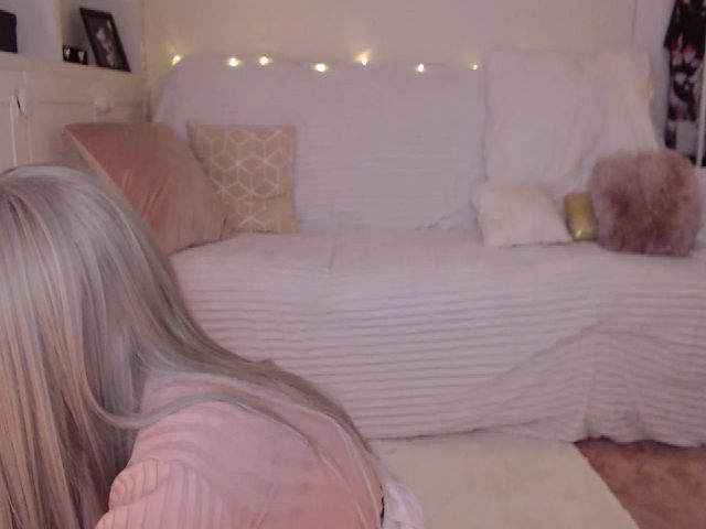 Live sex webcam photo for puffstufff #273885483