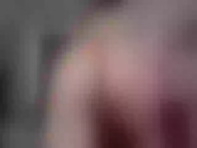 Live sex webcam photo for queenleyllax #272356048