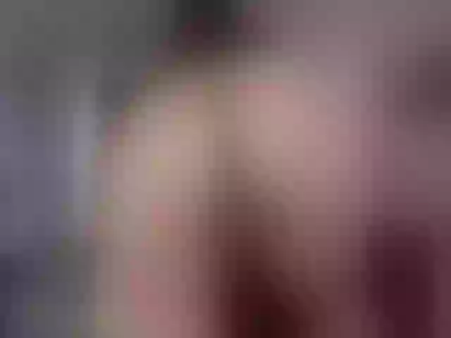 Live sex webcam photo for queenleyllax #272497688