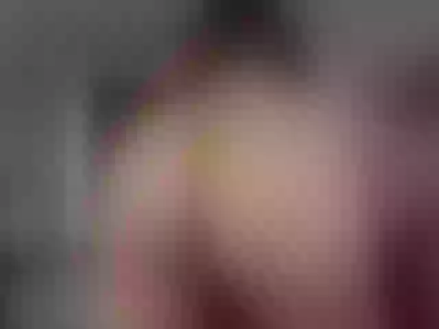 Live sex webcam photo for queenleyllax #272862506