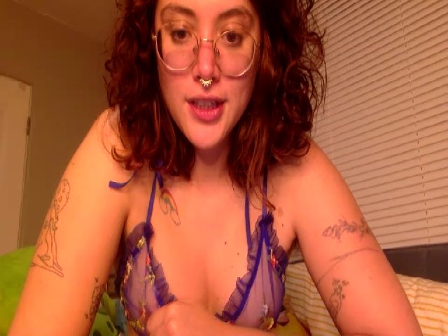 Live sex webcam photo for rainbowemily #271691971