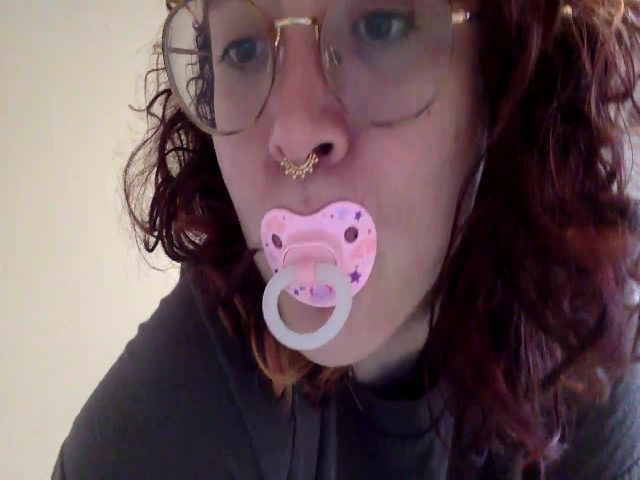 Live sex webcam photo for rainbowemily #271795368