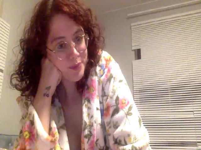 Live sex webcam photo for rainbowemily #271813245