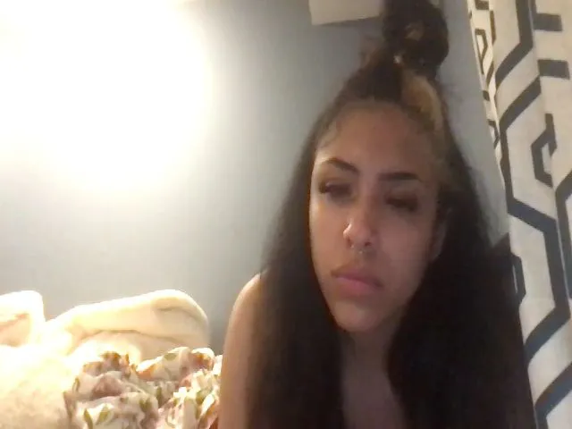 Live sex webcam photo for ravebabexo #273964407