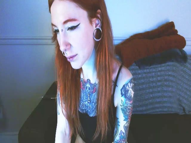 Live sex webcam photo for redcherryxo #271745462