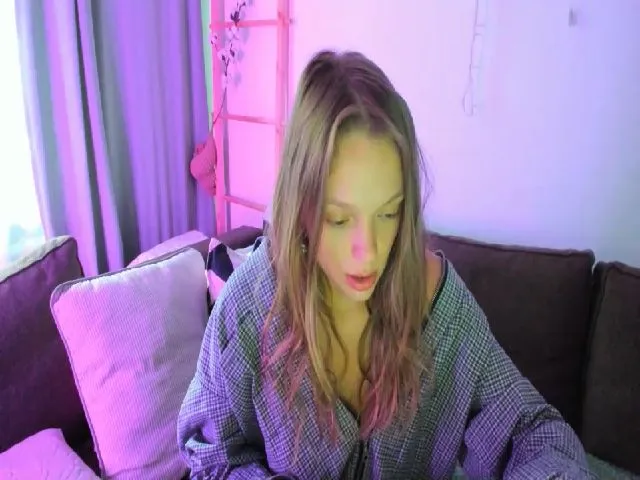 Live sex webcam photo for roomsamurai #273955904