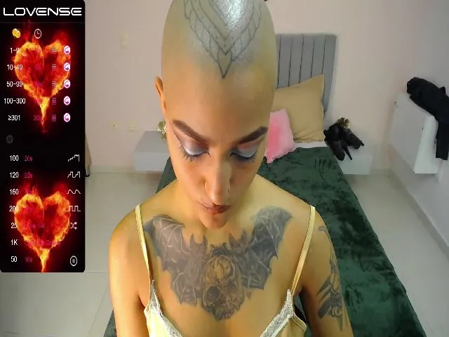 Live sex webcam photo for rosefromhell_ #272592325