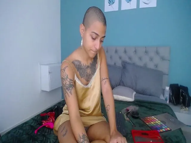 Live sex webcam photo for rosefromhell_ #272773656