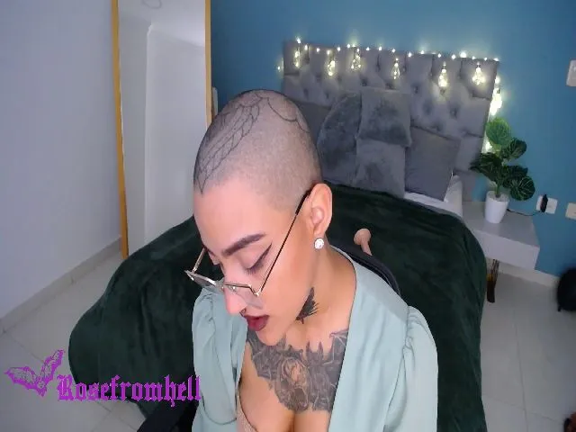 Live sex webcam photo for rosefromhell_ #273268333