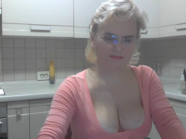 Live sex webcam photo for runa8 #272933903