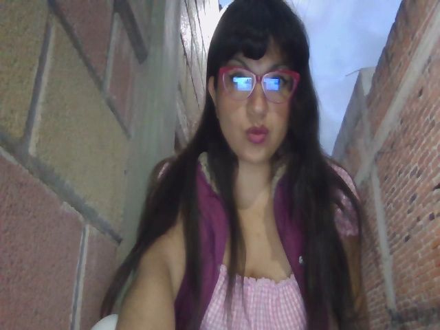 Live sex webcam photo for sailor_ruby7 #271973689