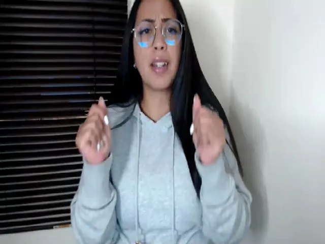 Live sex webcam photo for salmahayek1 #272624104