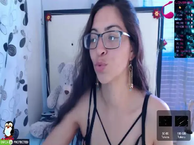 Live sex webcam photo for sashagrey_2 #273236906