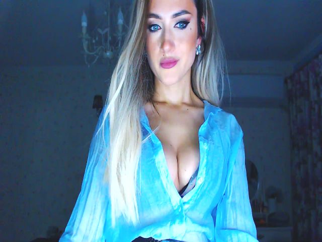 Live sex webcam photo for sassy_k #273314975