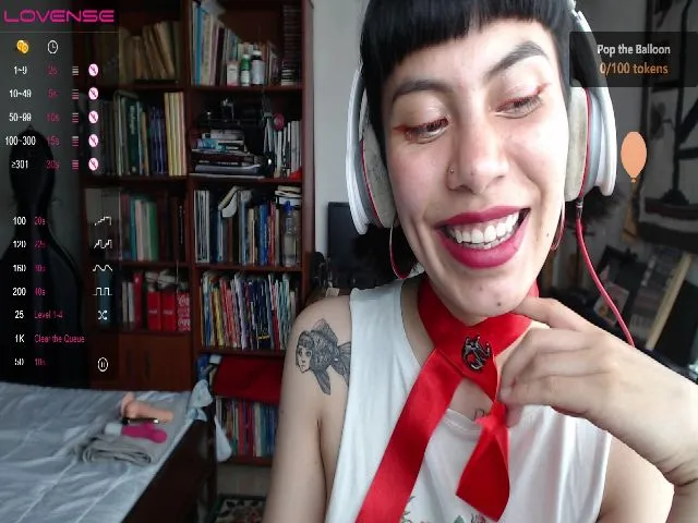 Live sex webcam photo for sassybananny #272362056