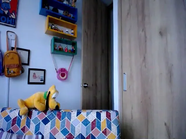 Live sex webcam photo for scarletdoll_ #274252219