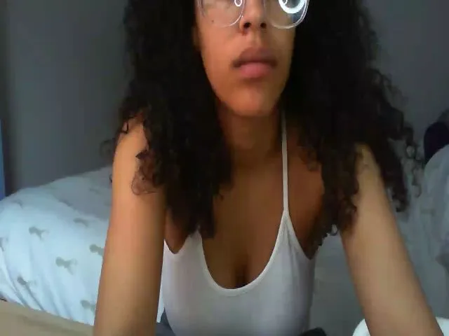 Live sex webcam photo for selenakiss7 #274574631