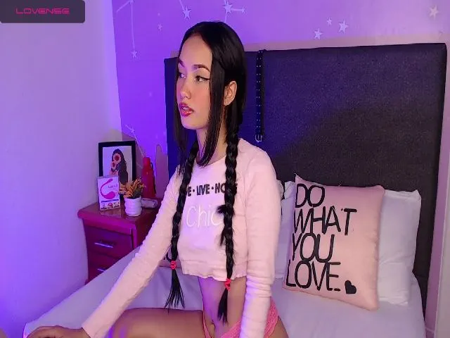 Live sex webcam photo for sharlotte_jx #272773343
